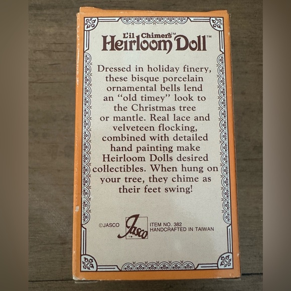 VTG. L’il Chimers Heirloom Doll Handcrafted Porcelain Bell Ornament - Picture 7 of 8